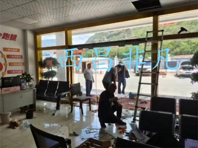 涼山彝族自治州西昌市美姑縣拉馬鎮政府玻璃感應門