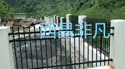 涼山彝族自治州西昌市布拖縣龍潭鎮污水處理廠烤漆圍欄